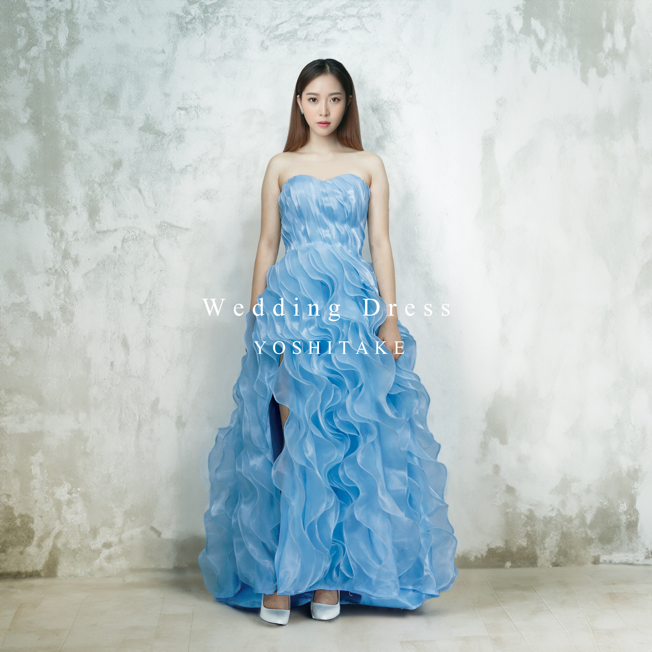ウエディングドレス.ブルー.カラードレス.フリル.トレーン付き.Y2662